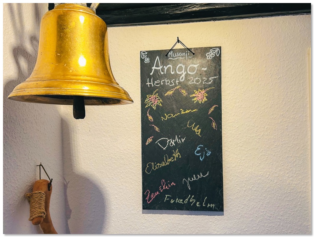 B2A61803-C0BB-40A1-8F65-BF094002A6A7_1_105_c